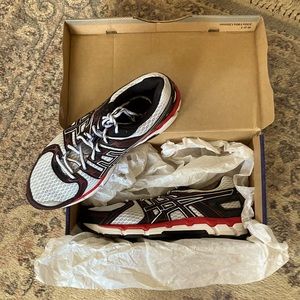 Brand new pair of ASICS Oracles in the original box.